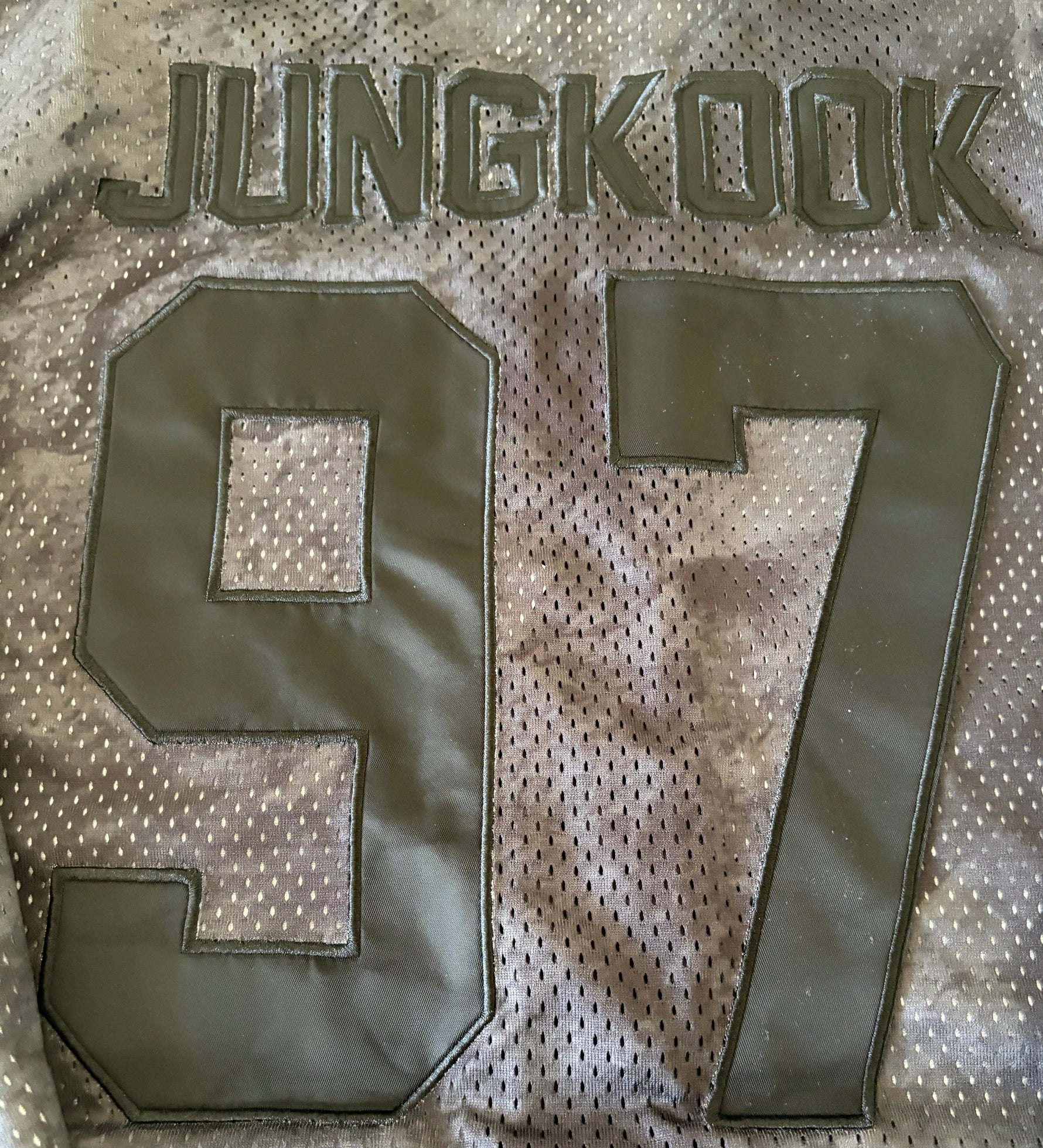 Maillot officiel Jung Kook #97 BTS World Tour ARIRANG 2026 – détail numéro 97